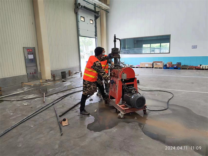 汾阳厂房地面下沉塌陷注浆加固施工